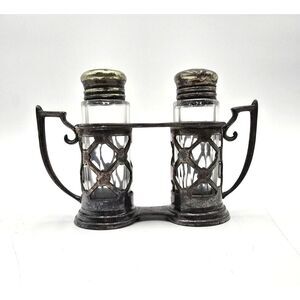 Vtg Small 2.5" tall Godinger Silver plate and Clear glass salt and pepper shaker